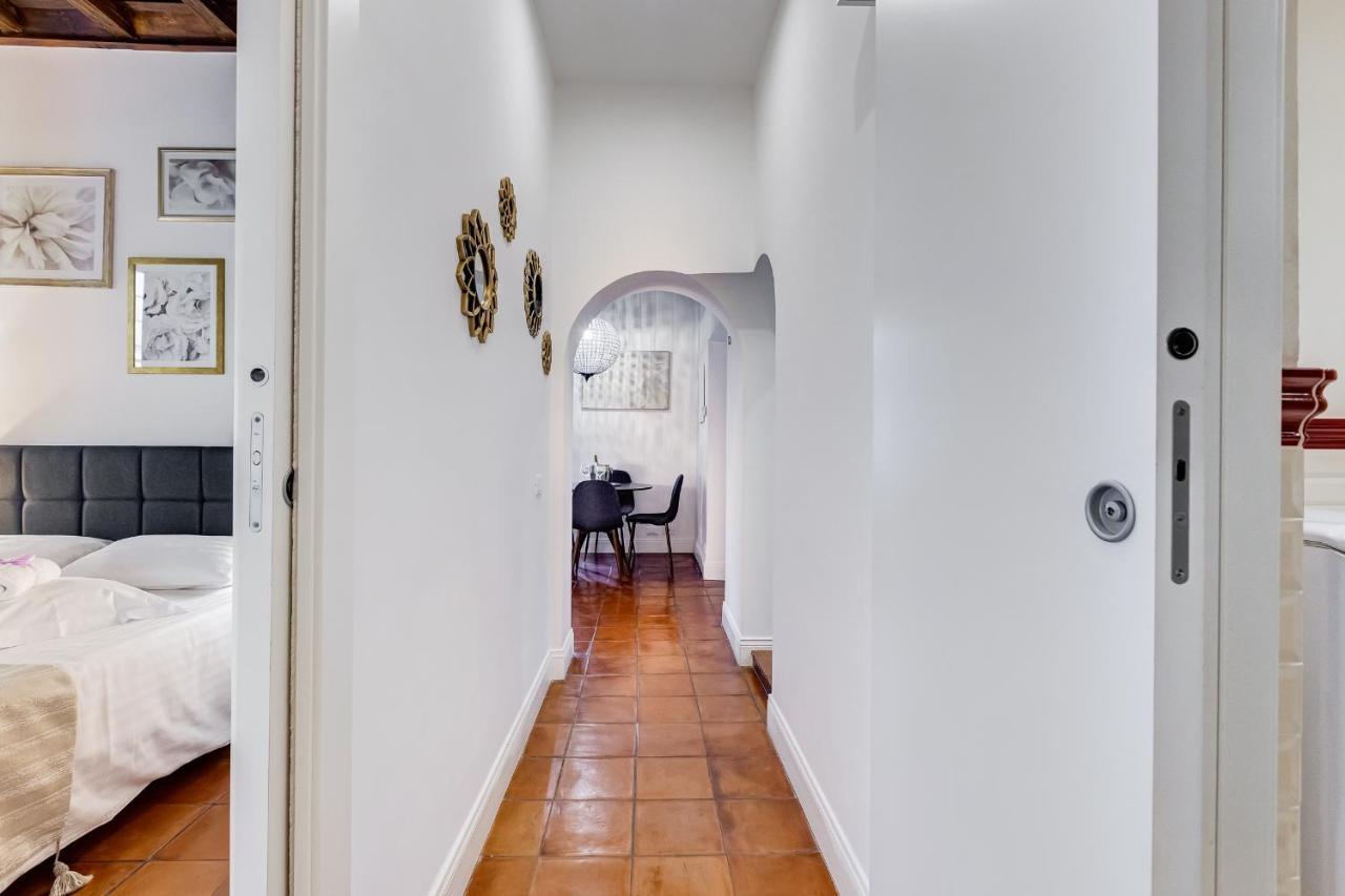 Campo Dei Fiori Royal Orchid Apartment Rom Exteriör bild
